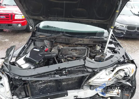 2013 Hyundai Genesis 3.8 z USA, uszkodzony, nr VIN KMHGC4DD4DU229396